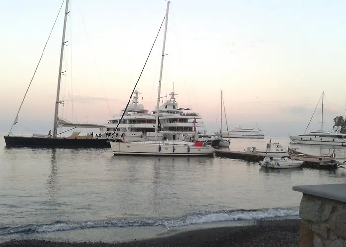 Albatros فندق مبيت وإفطار 4*